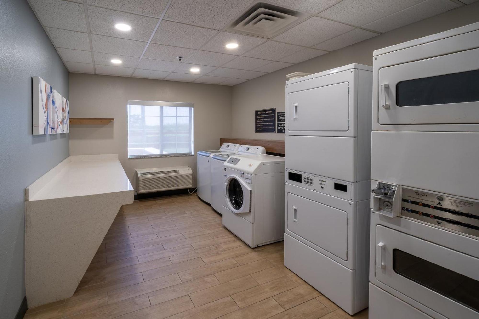 Candlewood Suites Deer Park By Ihg Luaran gambar